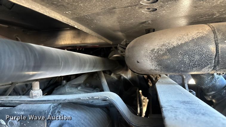 image for item ED2367 2013 Kenworth T400 ready mix truck