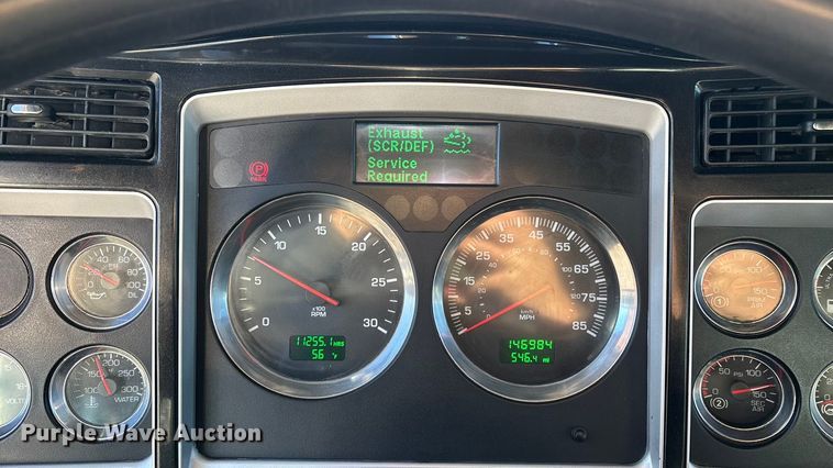 image for item ED2367 2013 Kenworth T400 ready mix truck