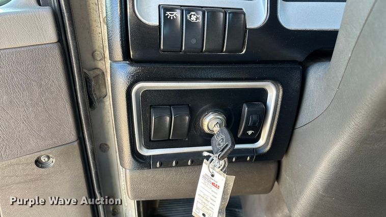 image for item ED2367 2013 Kenworth T400 ready mix truck