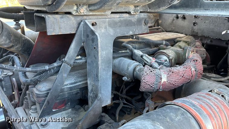 image for item ED2367 2013 Kenworth T400 ready mix truck