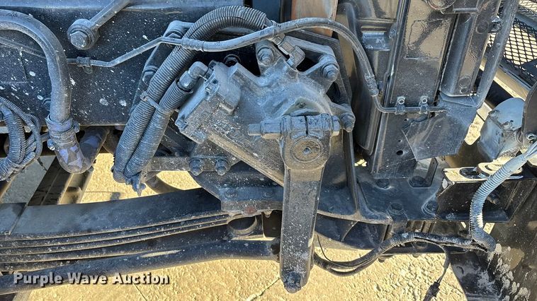 image for item ED2367 2013 Kenworth T400 ready mix truck