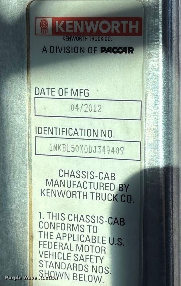 image for item ED2367 2013 Kenworth T400 ready mix truck