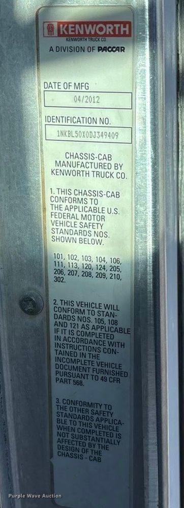 image for item ED2367 2013 Kenworth T400 ready mix truck