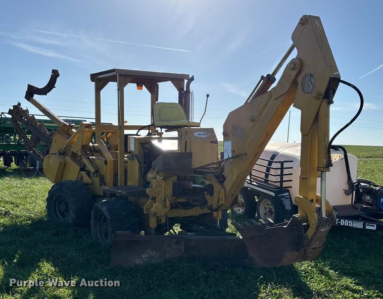 image for item ED2386 Vermeer M437A trencher