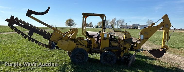 image for item ED2386 Vermeer M437A trencher