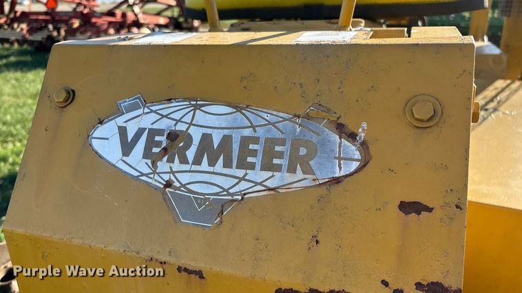 image for item ED2386 Vermeer M437A trencher