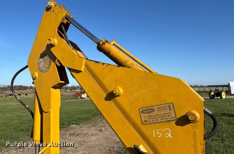 image for item ED2386 Vermeer M437A trencher