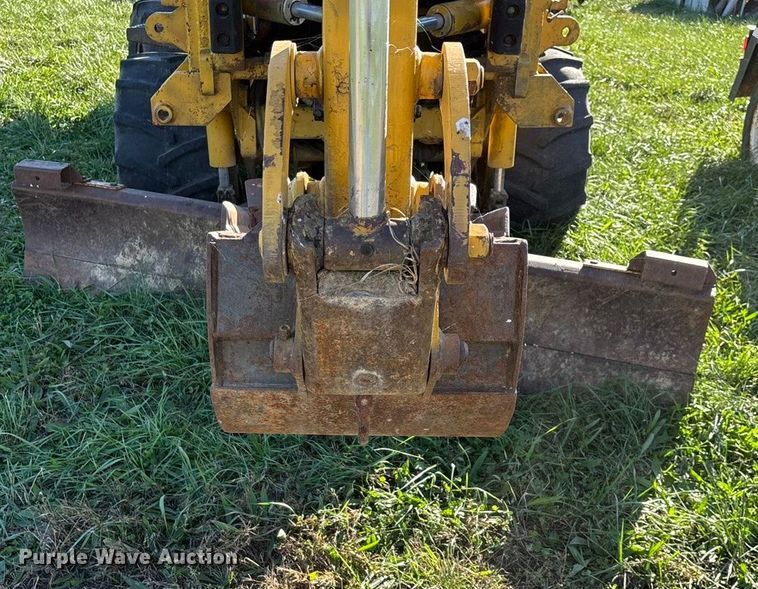 image for item ED2386 Vermeer M437A trencher