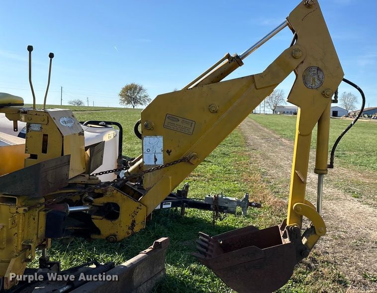 image for item ED2386 Vermeer M437A trencher