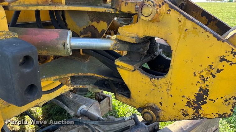image for item ED2386 Vermeer M437A trencher