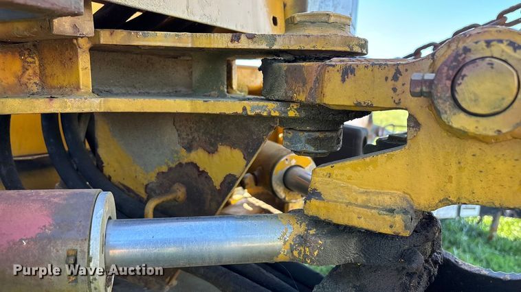 image for item ED2386 Vermeer M437A trencher