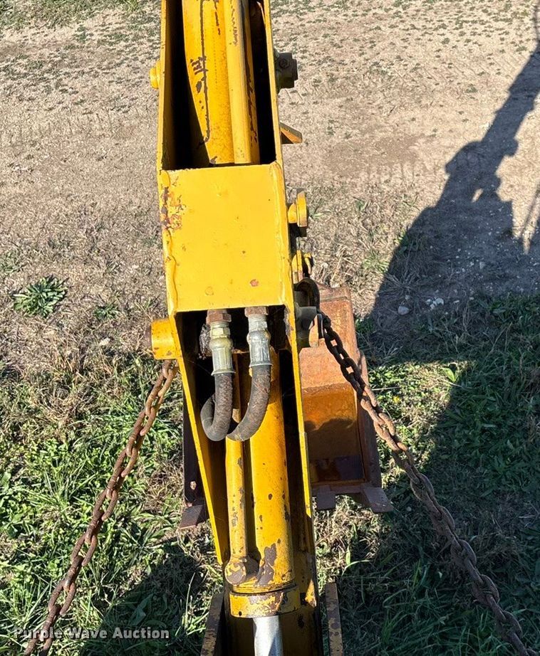 image for item ED2386 Vermeer M437A trencher