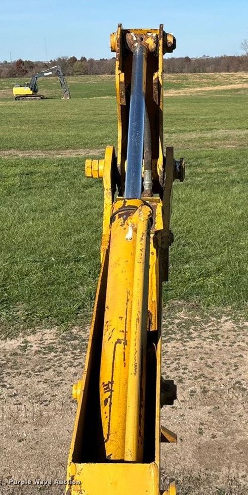 image for item ED2386 Vermeer M437A trencher