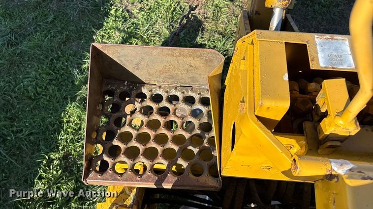 image for item ED2386 Vermeer M437A trencher