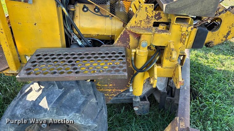 image for item ED2386 Vermeer M437A trencher