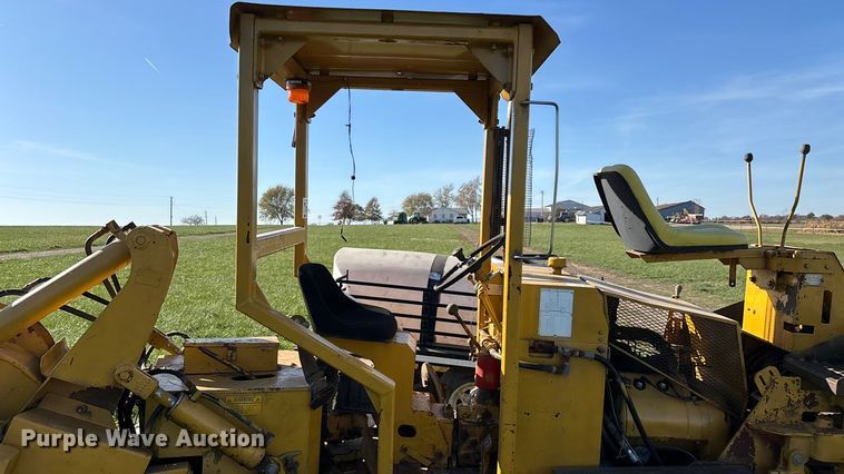 image for item ED2386 Vermeer M437A trencher