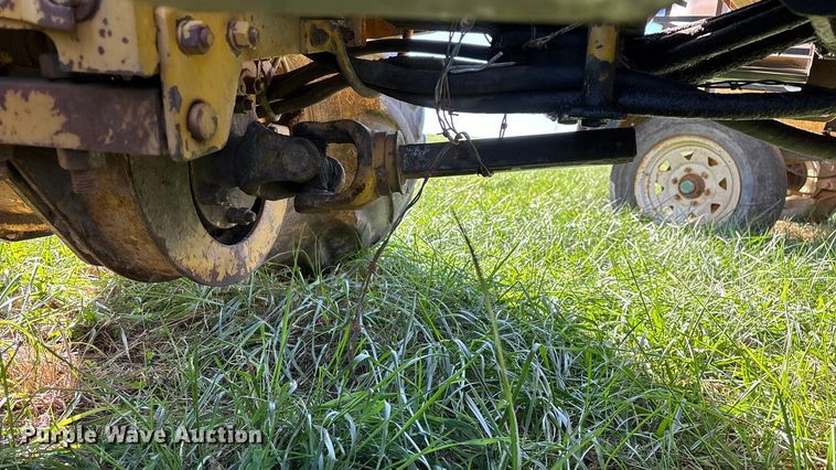 image for item ED2386 Vermeer M437A trencher