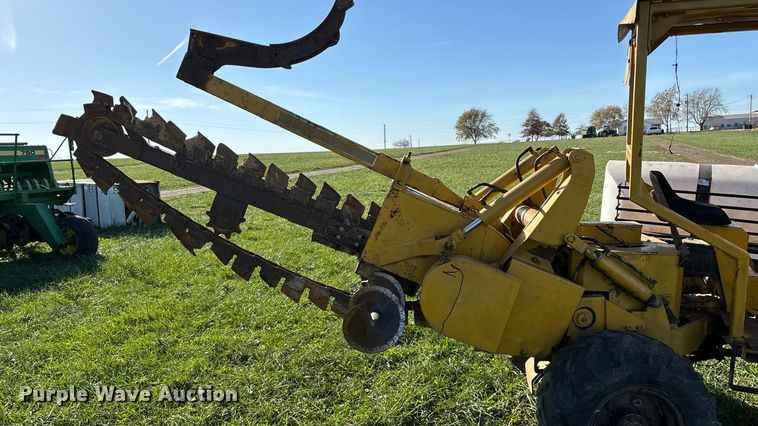 image for item ED2386 Vermeer M437A trencher