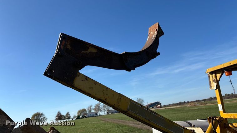 image for item ED2386 Vermeer M437A trencher