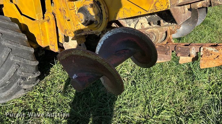 image for item ED2386 Vermeer M437A trencher