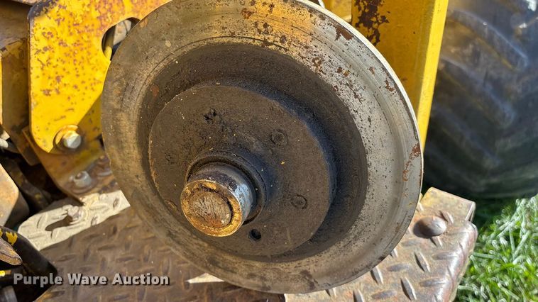 image for item ED2386 Vermeer M437A trencher