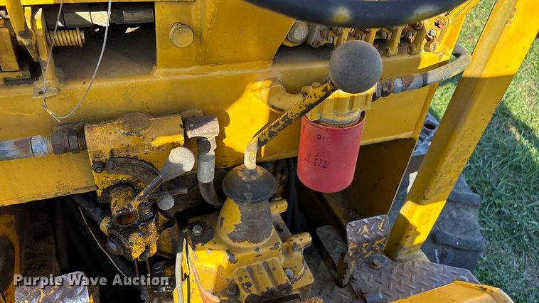 image for item ED2386 Vermeer M437A trencher