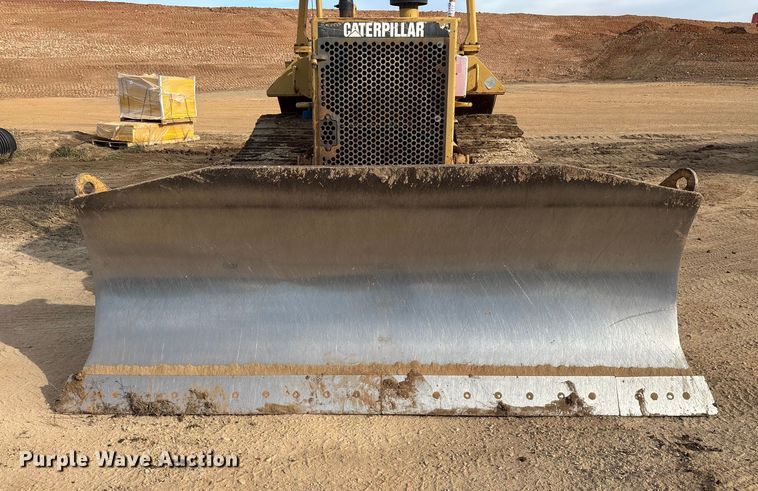 image for item ED2392 1998 Caterpillar D6M XL dozer