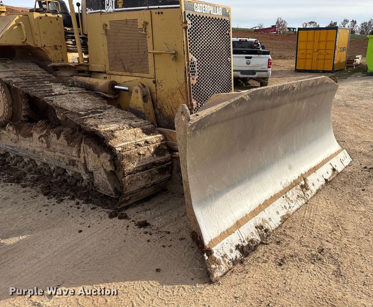 image for item ED2392 1998 Caterpillar D6M XL dozer