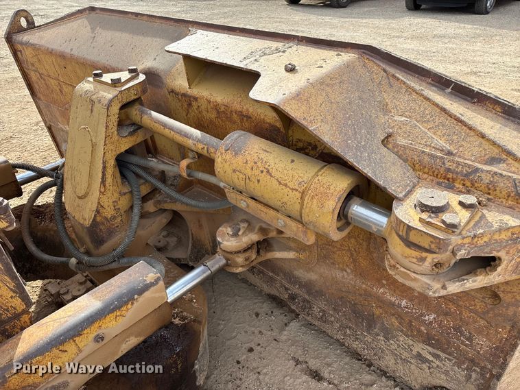image for item ED2392 1998 Caterpillar D6M XL dozer