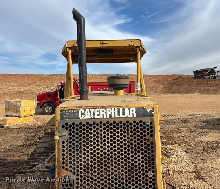 image for item ED2392 1998 Caterpillar D6M XL dozer