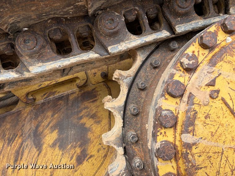 image for item ED2392 1998 Caterpillar D6M XL dozer