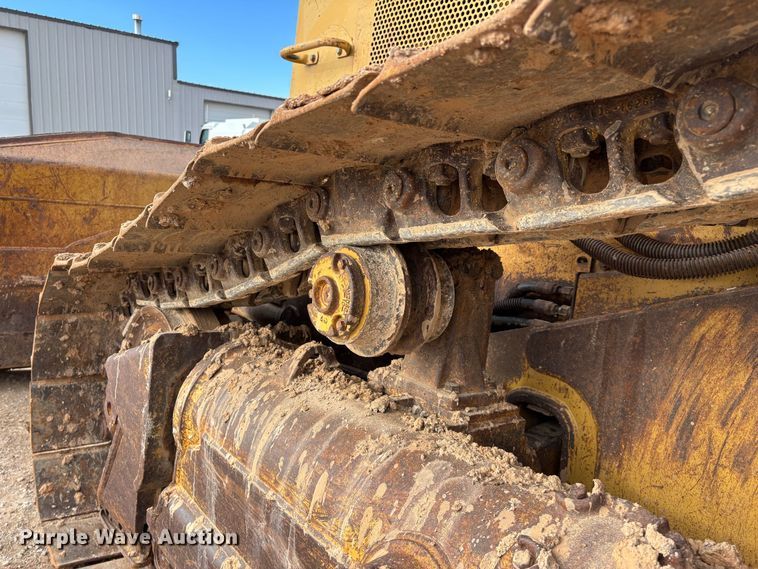 image for item ED2392 1998 Caterpillar D6M XL dozer