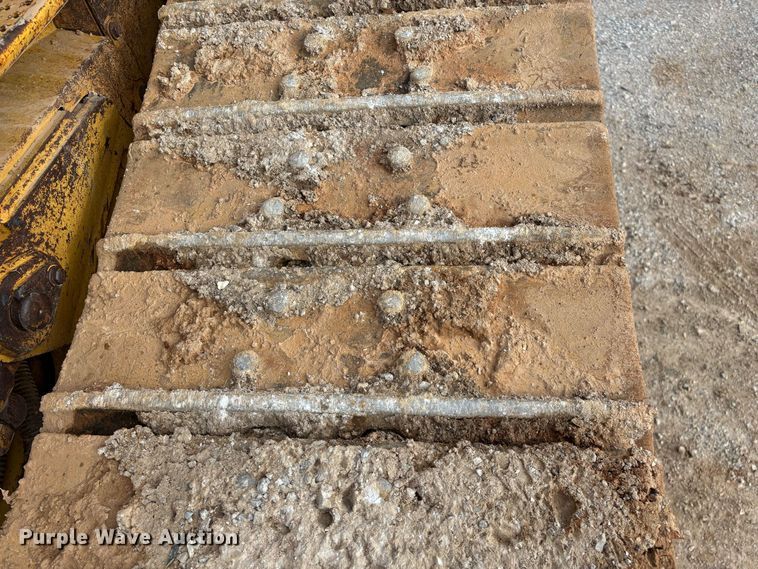 image for item ED2392 1998 Caterpillar D6M XL dozer