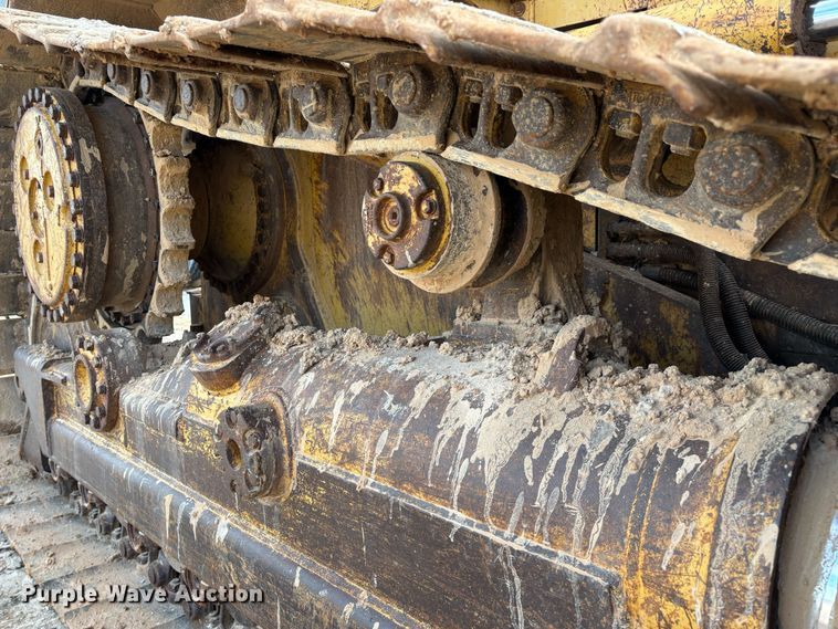 image for item ED2392 1998 Caterpillar D6M XL dozer