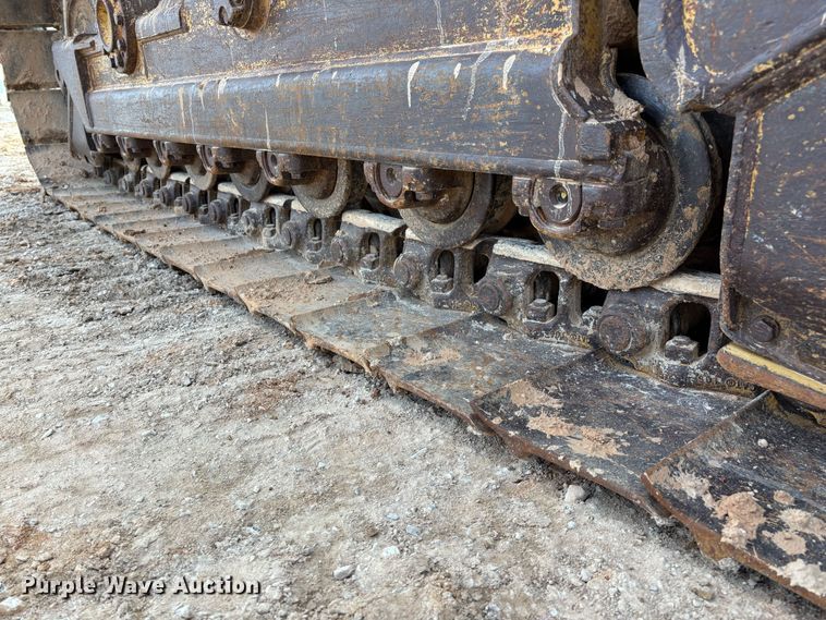 image for item ED2392 1998 Caterpillar D6M XL dozer