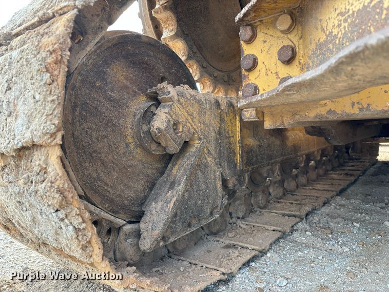 image for item ED2392 1998 Caterpillar D6M XL dozer