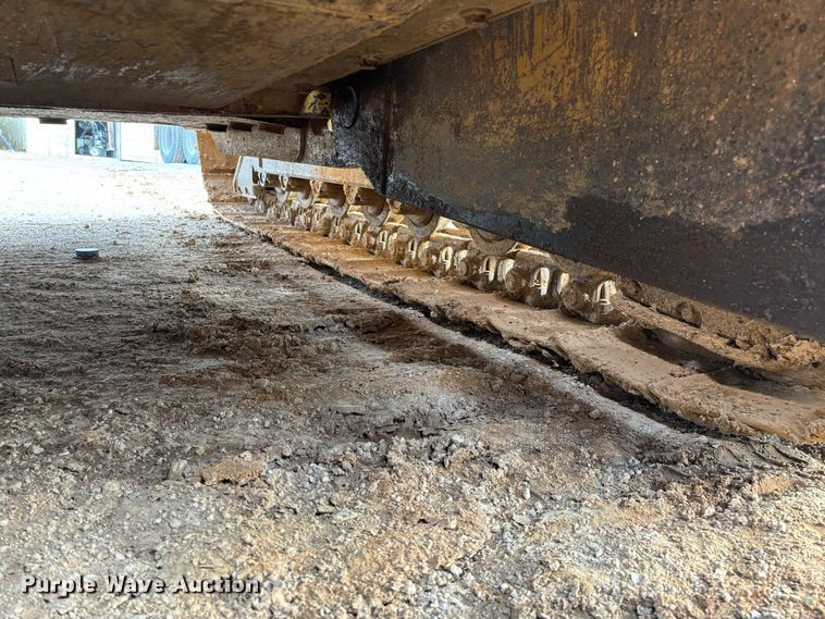 image for item ED2392 1998 Caterpillar D6M XL dozer