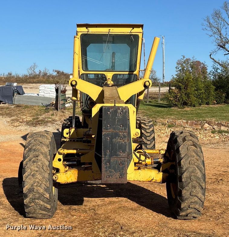 MOTOCONFORMADORA CHAMPION 710A 1988