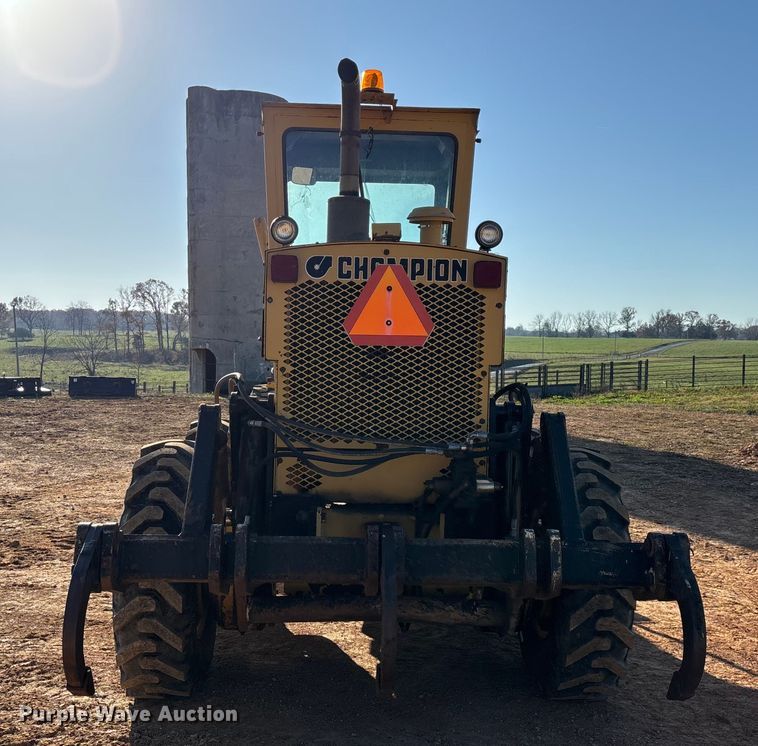 image for item ED2393 1988 Champion 710A motor grader