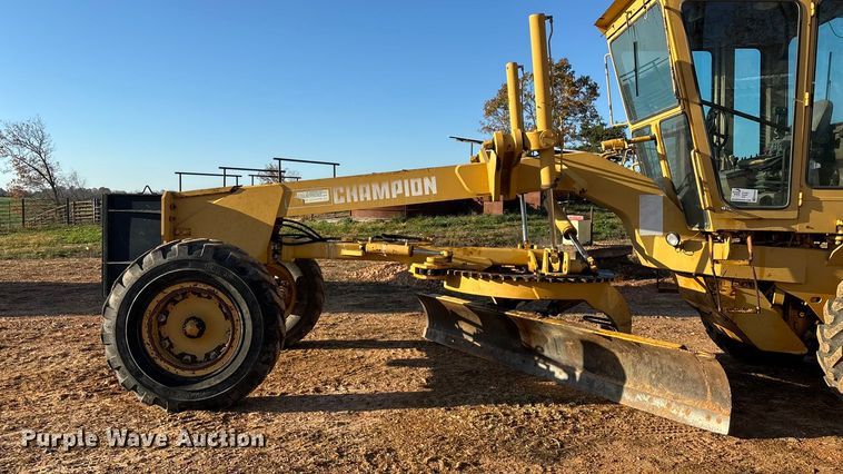 image for item ED2393 1988 Champion 710A motor grader