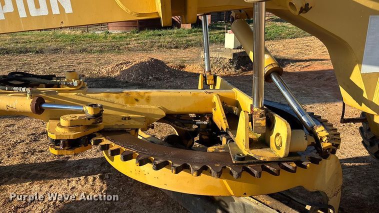 image for item ED2393 1988 Champion 710A motor grader