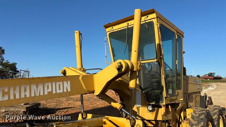 image for item ED2393 1988 Champion 710A motor grader
