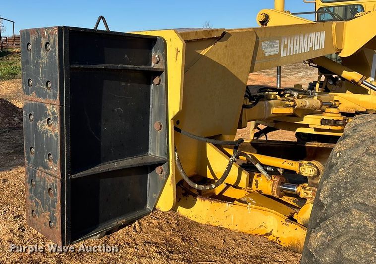 image for item ED2393 1988 Champion 710A motor grader