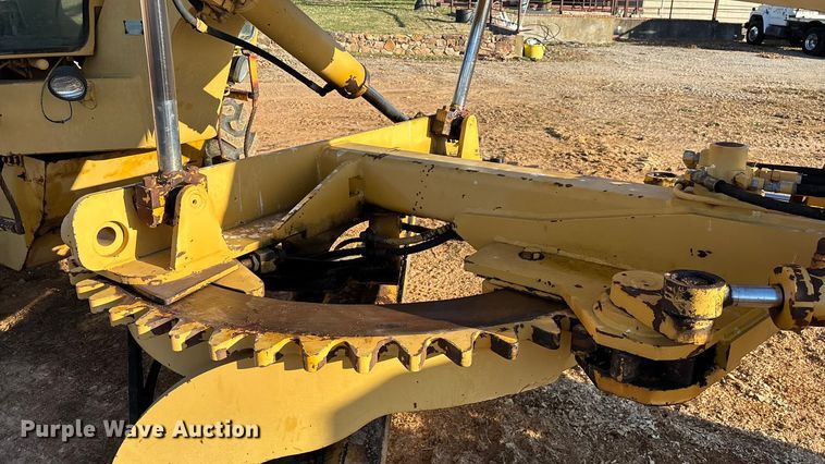 image for item ED2393 1988 Champion 710A motor grader