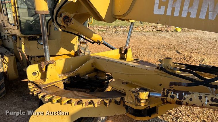 image for item ED2393 1988 Champion 710A motor grader