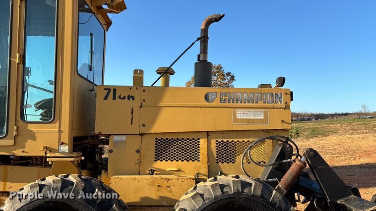 image for item ED2393 1988 Champion 710A motor grader
