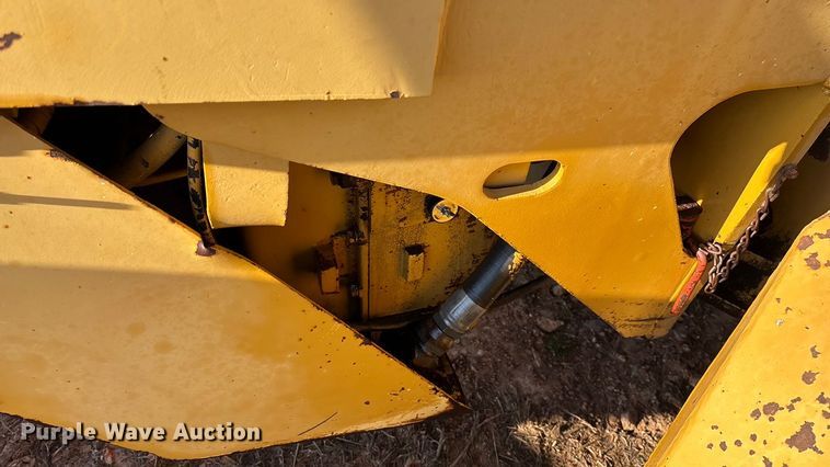 image for item ED2393 1988 Champion 710A motor grader