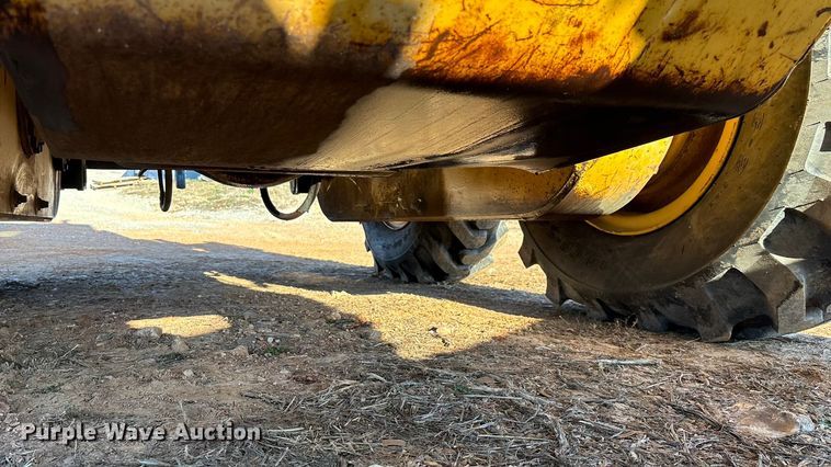 image for item ED2393 1988 Champion 710A motor grader