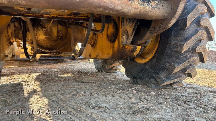 image for item ED2393 1988 Champion 710A motor grader