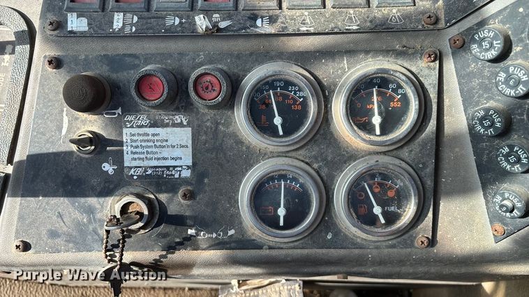 image for item ED2393 1988 Champion 710A motor grader